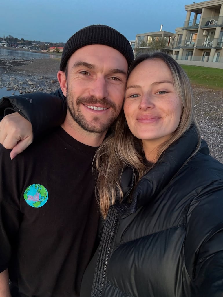 Tim Payne, nuevo jugador del Club Olimpia, y su esposa Michelle Peters. (Instagram/Michelle Peters)