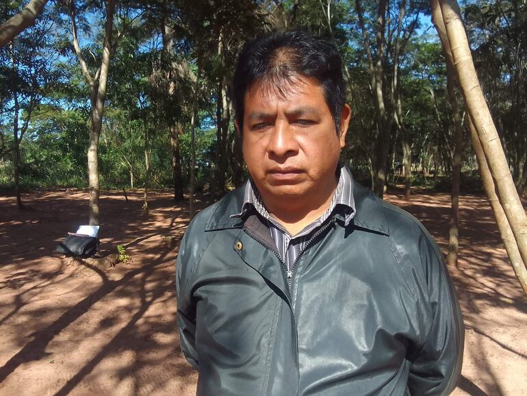 El líder de La Paloma, César Dosanto, solicita a las autoridades una rápida solución al problema de la comunidad