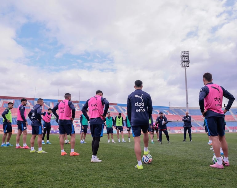 Alan Benítez y los amistosos de Paraguay: “Si bien no los enfrentaremos en el Mundial, vamos a....”