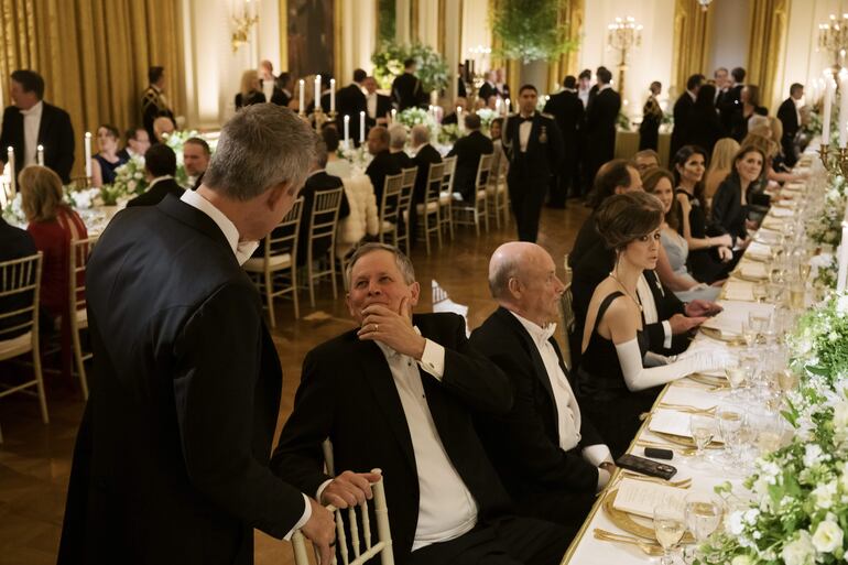 Los selectos invitados a la gala en honor al rey Carlos III organizada por el presidente Donald Trump, en la Casa Blanca. 