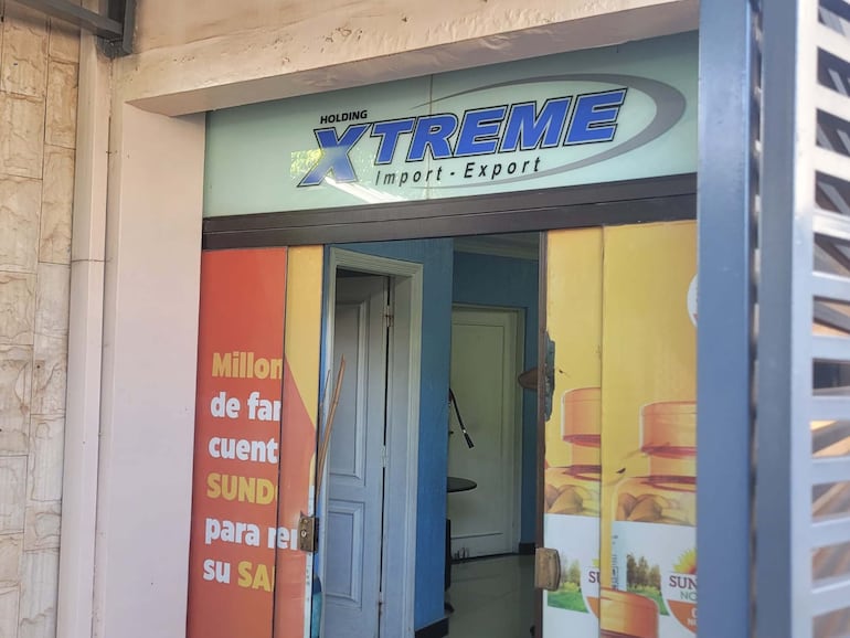 El local de la empresa Holding Xtreme Import Export, asaltado en Ciudad del Este.