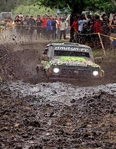 Tati Barrios y Moisés Delvalle estarán estrenando nuevo motor (MwM/Bi-turbo) en la Nissan Patrol.