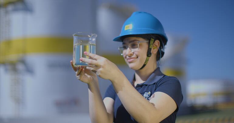 "INPASA es hoy el principal actor del mercado de biocombustibles del Paraguay, abasteciendo a las principales distribuidoras locales y exportando al mundo un producto de calidad y de probada confiabilidad", afirma Olmedo.
