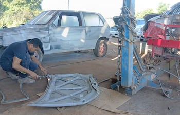 De la cárcel al taller: “El Chapi” logra libertad condicional y emprende, mientras ambulancia queda a medio reparar