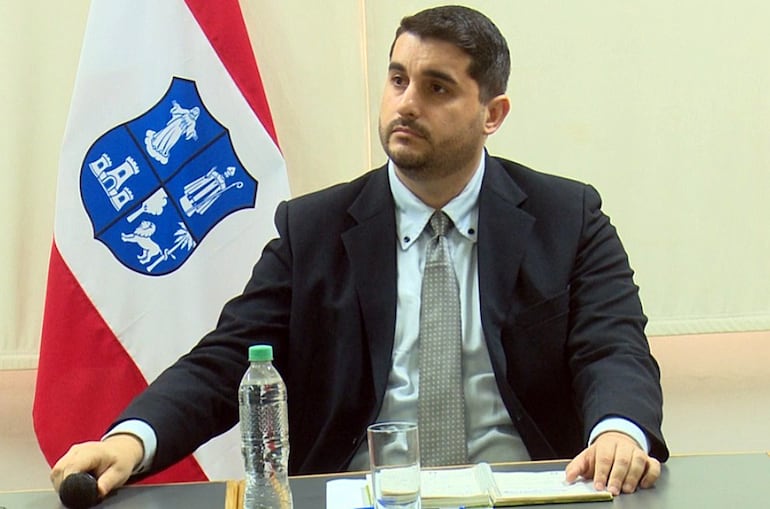 Víctor Rivas, director de Hacienda de la Municipalidad de Asunción ,07-04-2026