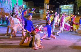 Las escuelas de danzas participantes se lucieron ante el público presente en el Festival de la Juventud de Santaní