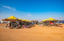 Intensos fueron los trabajos ayer en el bivouac de Ha’il, aprovechando el único día de descanso.
