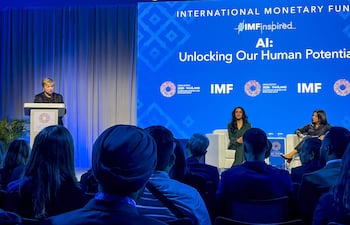 La directora del FMI, Kristalina Georgieva en el Centro de Convenciones Reina Sirikit, Bangkok, Tailandia durante las reuniones anuales del FMI y el Banco Mundial.