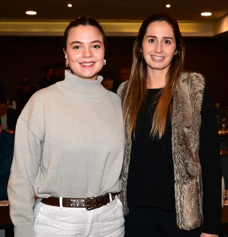 Fabiana Bertoni y Florencia Fariña.
