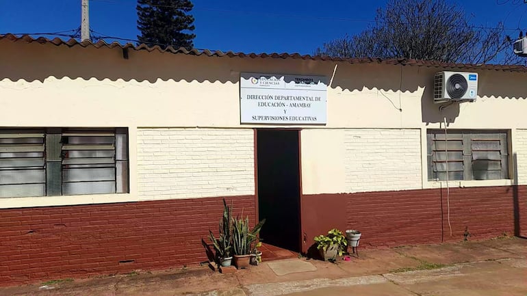 Sede de la Dirección Departamental de Educación en Amambay.