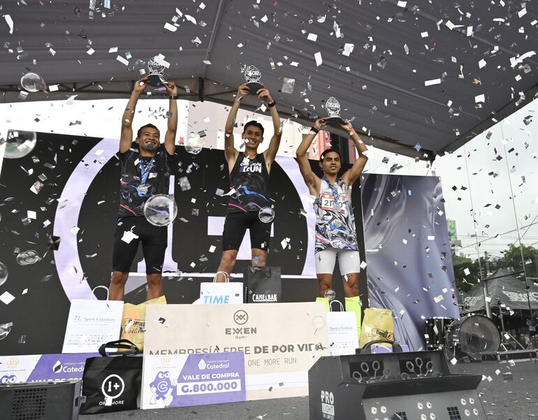 Corrida One More Run,Shopping Villamorra.hoy 26 de octubre del 2025.foto Pedro Gonzalez