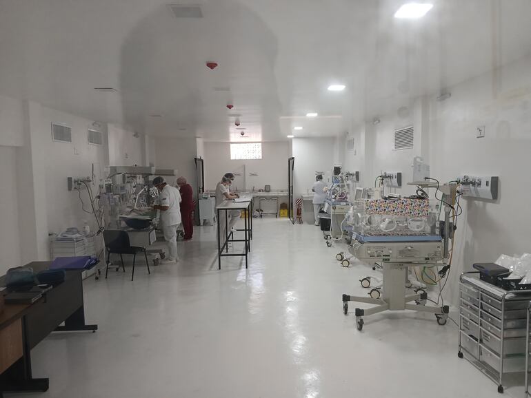 UTI Neonatal opera con tres pacientes en Villarrica.