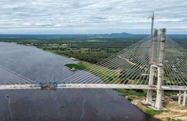A punto de unirse los extremos del puente de la bioceanica en el Chaco