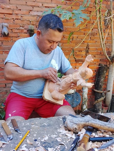 Jorge Esquivel advierte que el alto costo de los materiales amenaza la tradición artesanal de Tobatí.