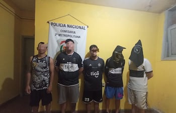 Seis aprehendidos y controles a cuidacoches tras partido entre Olimpia y Nacional