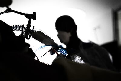 Un paciente fue extubado por su hijo en el Hospital Central del Instituto de Previsión Social (IPS) el lunes. (Imagen de referencia).