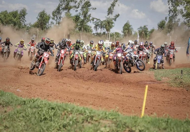 Motociclismo: El velocross recorre el país