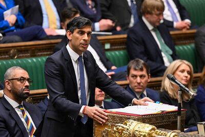 El primer ministro británico, Rishi Sunak, en la Cámara de los Comunes.