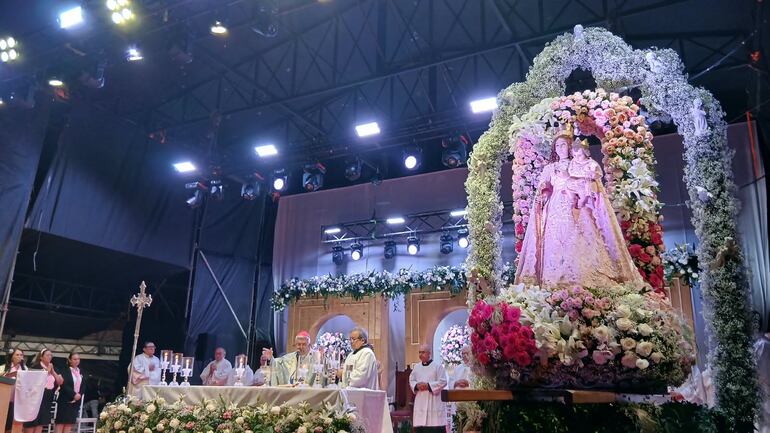 El arzobispo de la Arquidiócesis de la Santísima Asunción, cardenal Abalberto Martínez Flores reflexionó sobre varios aspectos que se vive en la sociedad, recordó a las autoridades desempeñarse teniendo en cuenta el lema del Bien Común.