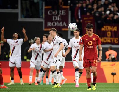 Bologna derrotó a Roma en el calcio
