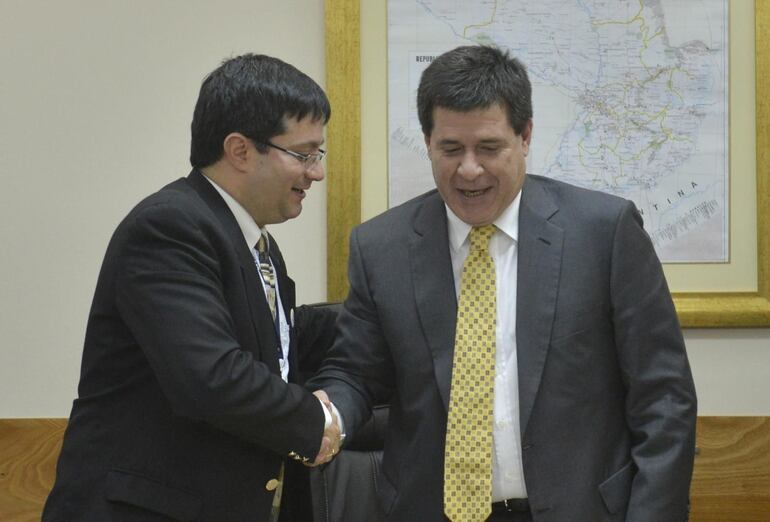 Humberto Peralta y Horacio Cartes.