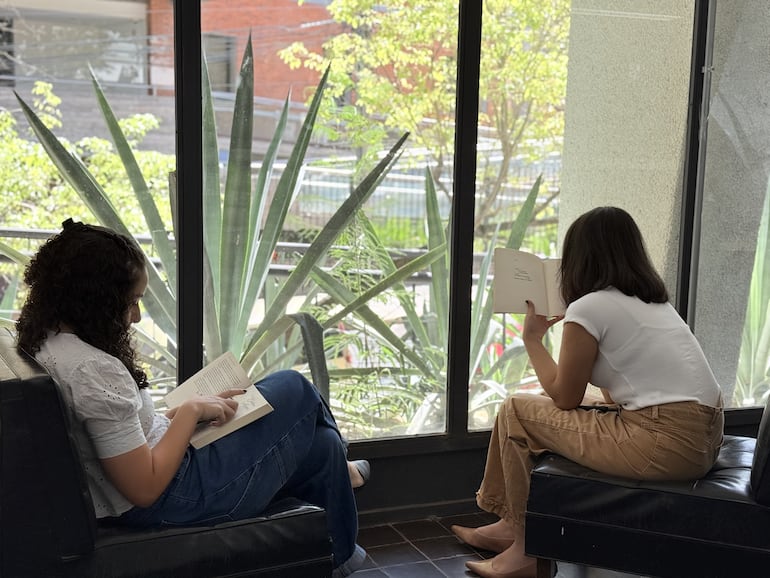 Volvieron los Sábados de Lectura en la Biblioteca Nacional el último sábado de cada mes.
