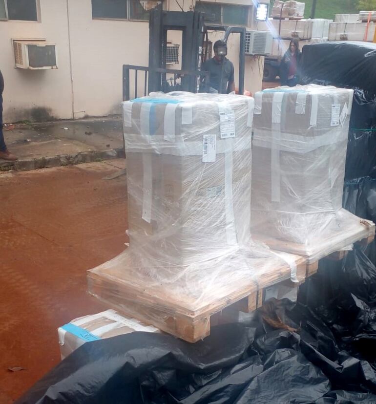 Parte de los artículos que también fueron llevados por la compañía.