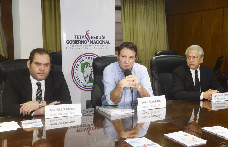 Aníbal de los Ríos fue gerente de Salud del IPS entre el 2014 al 2019, cuando Benigno López era presidente del ente. 