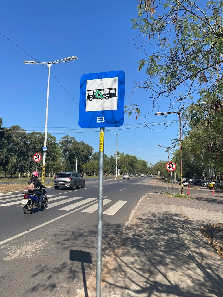 Paradas establecidas para la línea E3.