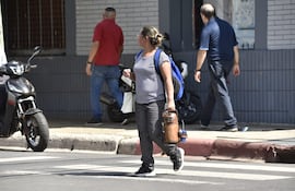 Imágenes captadas ayer por la ciudad de Asunción, en medio de una ola de calor semanas atrás. Meteorología sigue anunciando una Semana Santa muy calurosa.