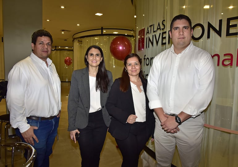 Jorge Ortega, Verónica Fariña, Sonia Ríos y Víctor Sosa.