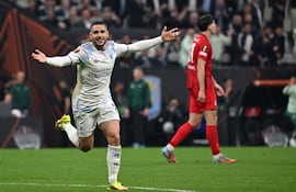 Aston Villa's Argentinian midfielder #10 Emiliano Buendia celebrates scoring the 0-2 goal during the UEFA Europa League final football match between SC Freiburg and Aston Villa at Besiktas Park in Istanbul on May 20, 2026. (Photo by Andrej ISAKOVIC / AFP)