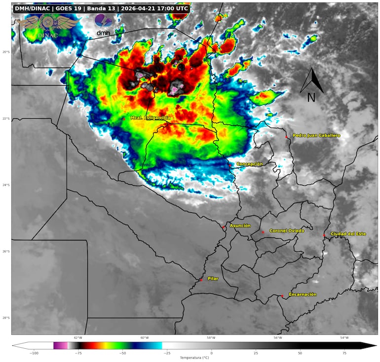 Núcleos de tormenta sobre la región occidental.