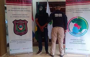 El brasileño fue expulsado del país por la vía administrativa.