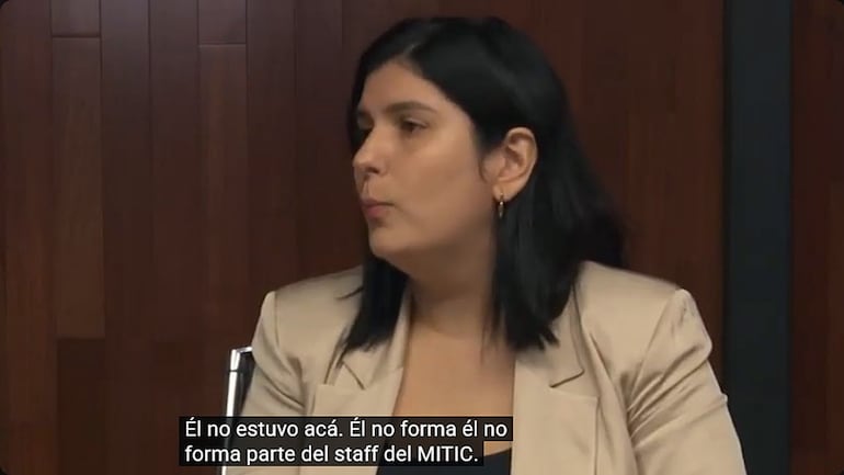 El 7 de mayo pasado, Alejandra Duarte, en entrevista con ABC, afirmó falsamente que Jimmy Villaverde nunca formó parte del staff del Mitic.