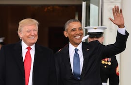 Imagen de archivo: el presidente de Estados Unidos Donald Trump y el expresidente Barack Obama.