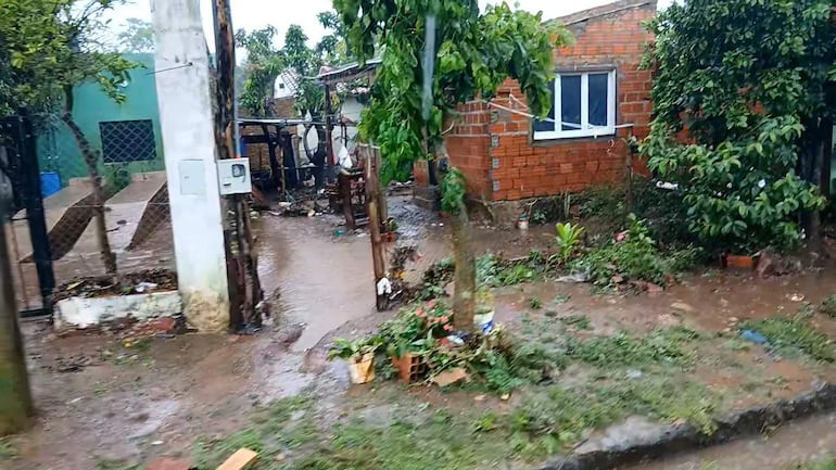 San Juan Bautista: inundaciones afectan a varias viviendas tras intenso temporal