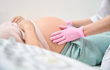 El 31 de agosto, América Latina celebra el Día Internacional de la Obstetricia y la Embarazada, resaltando la importancia del cuidado materno y perinatal.