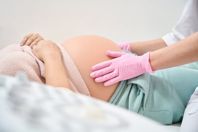 El 31 de agosto, América Latina celebra el Día Internacional de la Obstetricia y la Embarazada, resaltando la importancia del cuidado materno y perinatal.