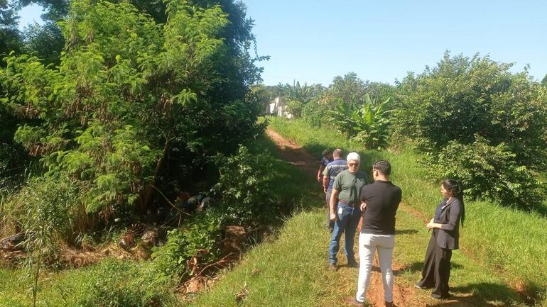 Los funcionarios municipales iniciaron una investigación para determinar el origen del vertido.