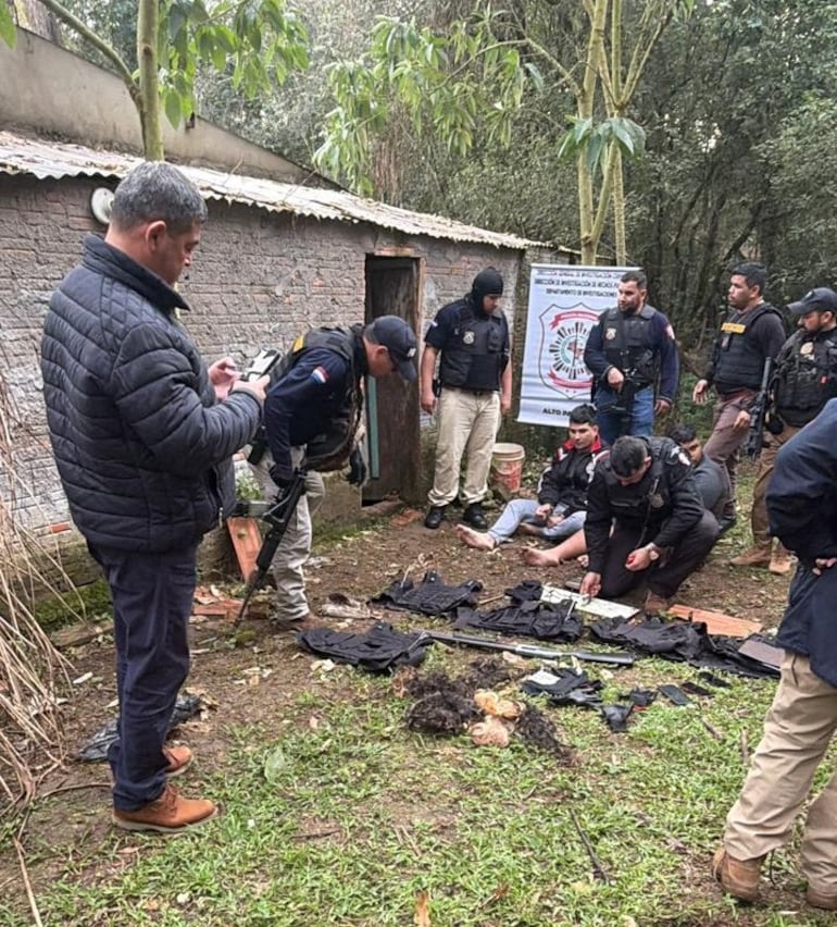 Megaataque en Santa Rita: descubren "aguantadero" y hay 4 detenidos - Policiales