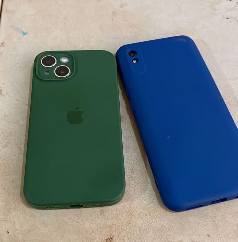 Celulares encontrados en poder de Daysi Lorena Jara Ayala, pareja de Fernando Villa Alta Torales.