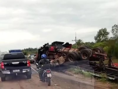 Un hombre murió tras choque entre un camión y un automóvil en Emboscada.