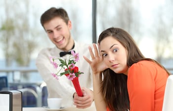 ¿Por qué los “hombres agradables” resultan poco atractivos para tantas mujeres?