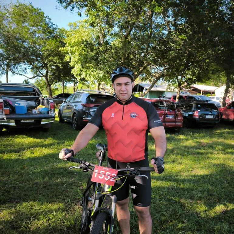 Fallece docente y ciclista ovetense tras competencia en Ñumí