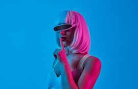 Concepto de erotismo en la era de robots e Inteligencia Artificial (IA).