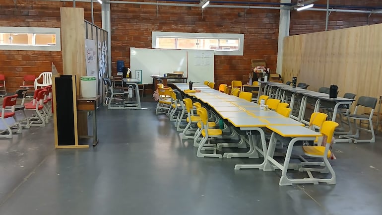 Escuela San Francisco funcionará en ex fábrica textil.