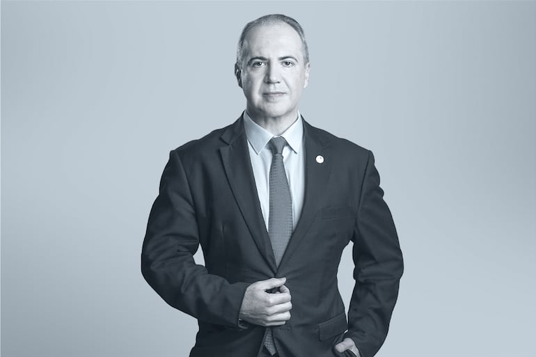 Dr. Fernando Beconi, fundador y director general de Estudio Beconi.