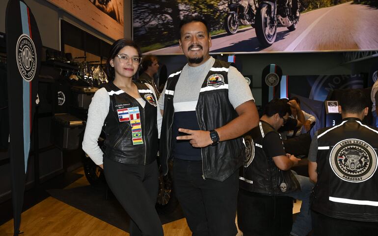 Liliana Chávez y Jhonatan Quintana. 