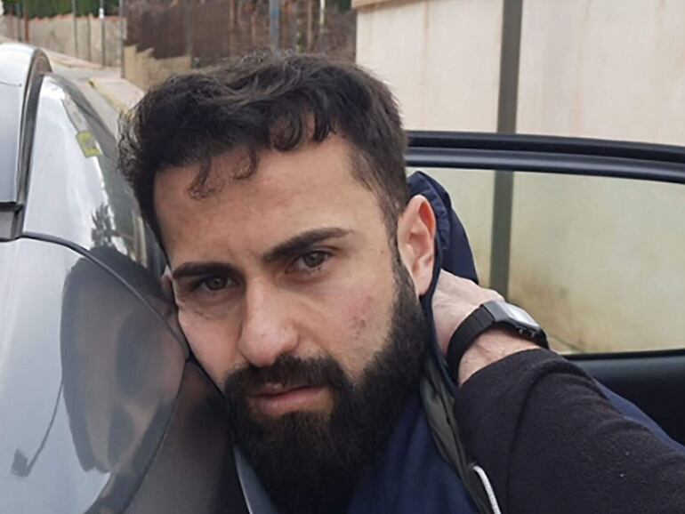 Momento del arresto del italiano Gianluigi Troiano, mano derecha del jefe de la mafia Marco Raduano, en Otura, España.